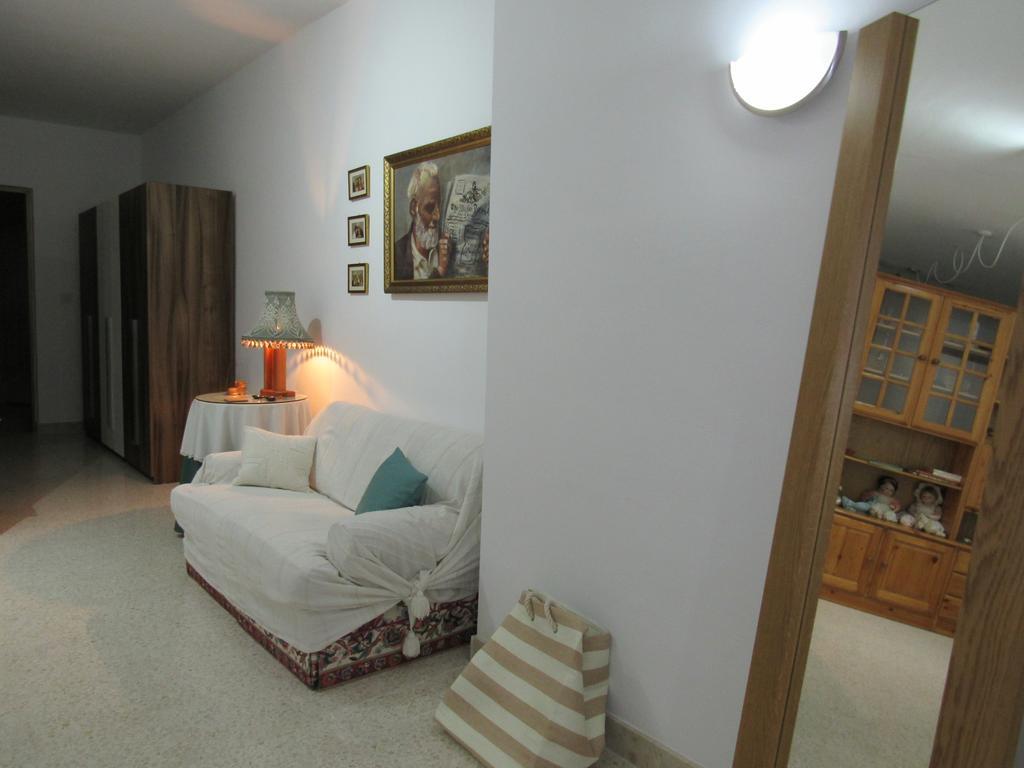 Central Studio Apartment Santa Vennera Exterior photo