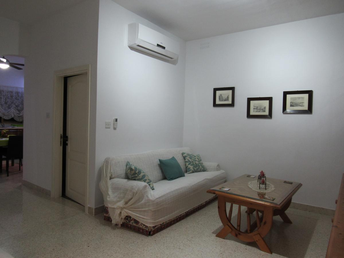 Central Studio Apartment Santa Vennera Exterior photo